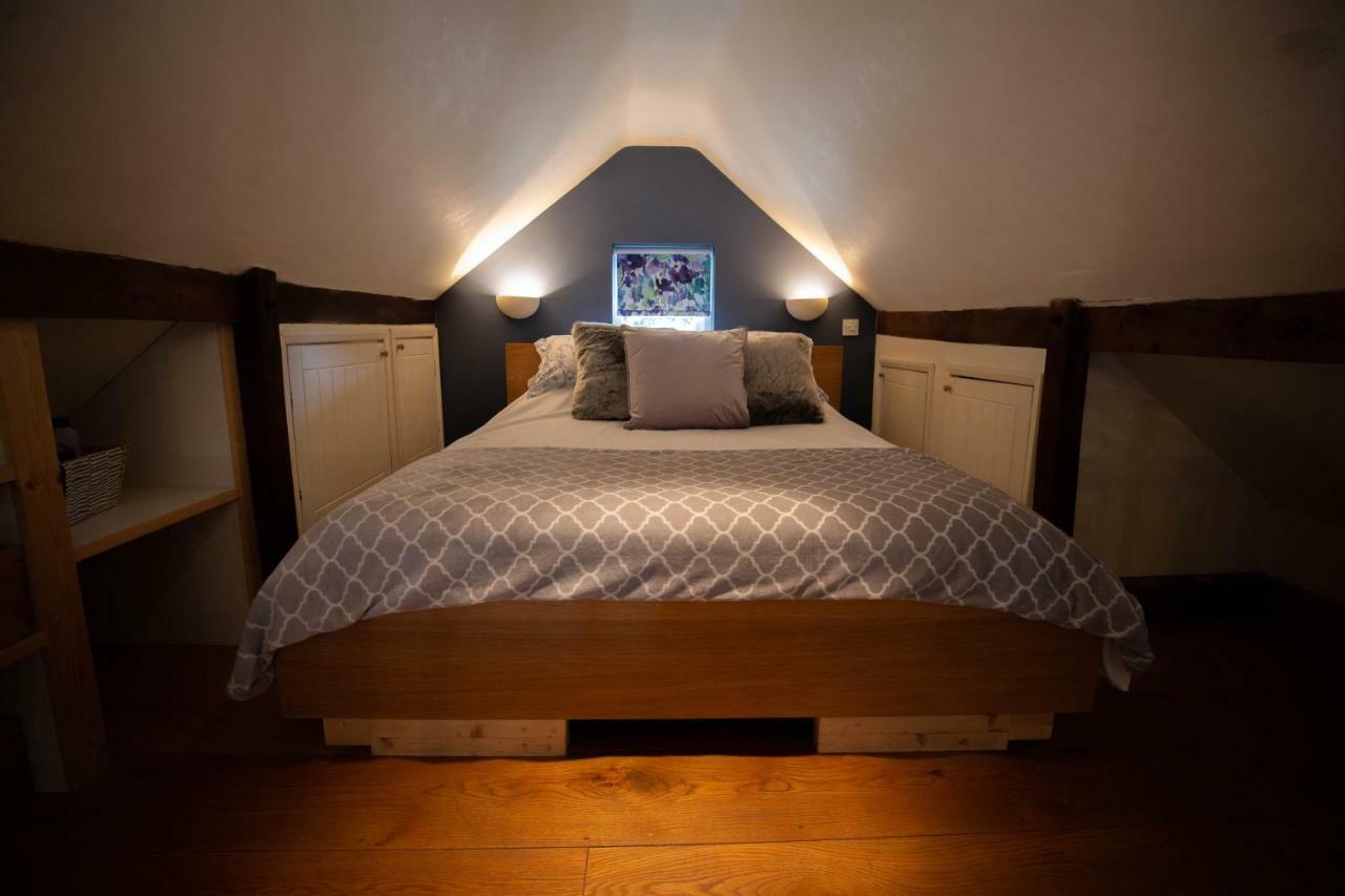Cherry Orchard Lodge Бат Экстерьер фото